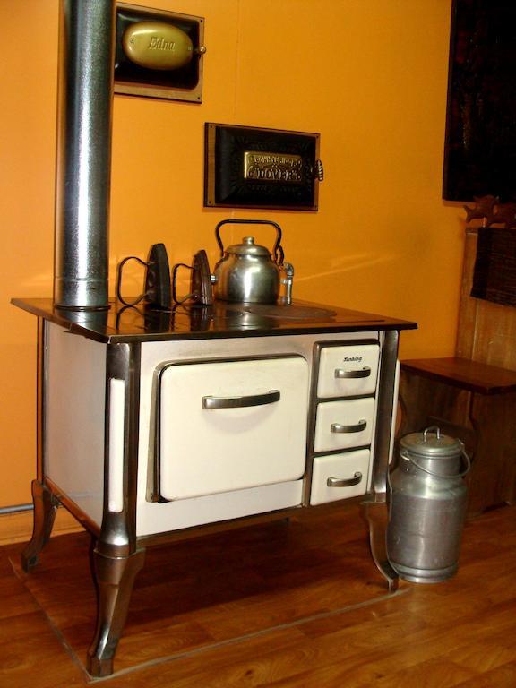 Victoria Hostal *